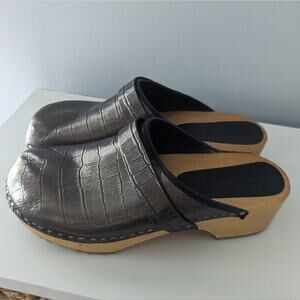 Women's Bjork 39 8 - 8.5 Open Back Wooden Clogs Crocodile Shoes Pair